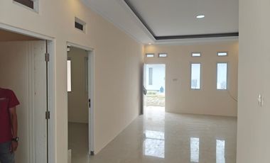 RUMAH MINIMALIS 700JT AN 10 MNT KE LRT CIKUNIR