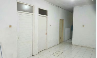 Disewakam rumah dalam komplek dekat bintaro plaza