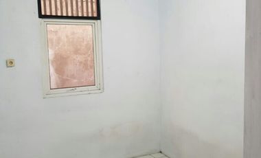 Disewakam rumah dalam komplek dekat bintaro plaza