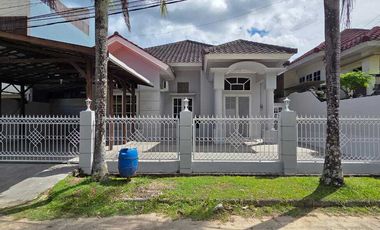 rumah cantik minimalis dgn tanah luas di bdi.
