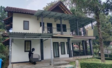DIJUAL VILLA GRAND WHIZ TRAWAS - MOJOKERTO