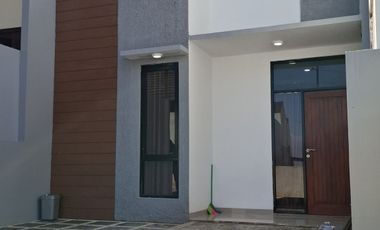 Rumah 2 Lantai View Kota Bandung, Suasana Alam Sejuk & Nyaman