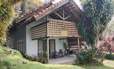 DIJUAL VILLA GRAND WHIZ TRAWAS - MOJOKERTO