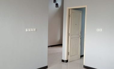 Waru Sidoarjo | Rumah Baru Renovasi 200 m² Rewwin Wedoro Juanda Berbek