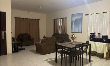 Amplia Vivienda a la venta con un súper precio