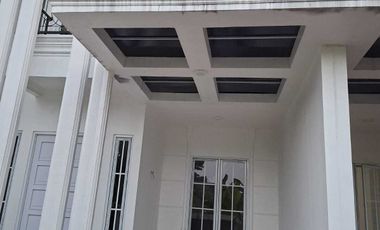 DIJUAL RUMAH SIAP HUNI EROPA STYLE DEKAT GDC