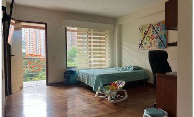 VENTA CASA CON PISCINA LOMA DE SAN JOSE SABANETA