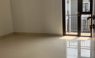 Rumah mewah baru berfasilitas di buahbatu bandung  dekat akses tol