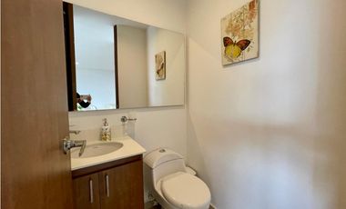 Apartaestudio moderno para renta amoblada en el Poblado