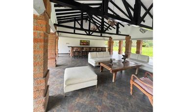 SE VENDE FINCA CERCA A LA VIRGINIA