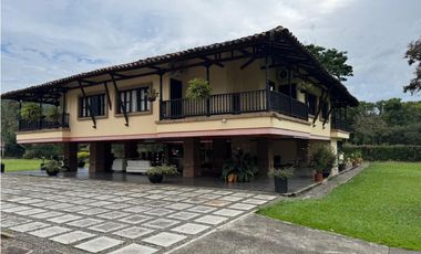 SE VENDE FINCA CERCA A LA VIRGINIA