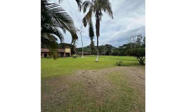 SE VENDE FINCA CERCA A LA VIRGINIA