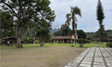 SE VENDE FINCA CERCA A LA VIRGINIA