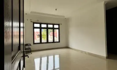 Dijual cepat rumah tempat usaha strategis ramai dkt Mall GGP LT 300LB419 bulevard galaxy