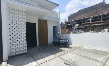 Rumah Baru Cantik SHM, Ready Unit Finishing Bonus Free Pjk Pembelian