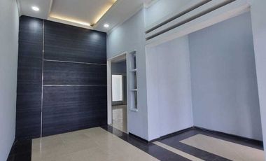 PARKIR 2 MBL DIKONTRAKAN RUMAH BAGUS LUAS 2LT PINGGIR JLN 2 MBL TEBET