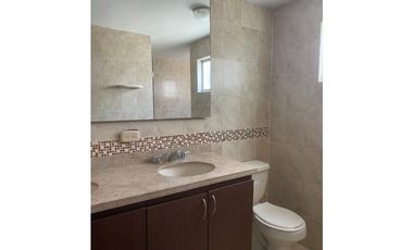 Arriendo duplex en Villacarolina