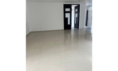 Vendo hermoso apartamento en Riomar