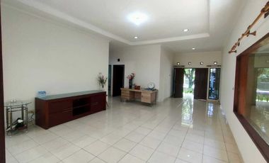 TERAWAT & SIAP.HUNI SEWA RUMAH BATUNUNGGAL CLUSTER FAVORITE