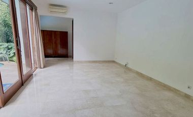 Disewakan Rumah di Area Kemang/Pejaten/Ampera Jakarta Selatan STD349