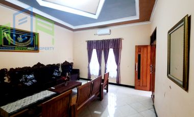 Dijual rumah cantik siap huni dengan kebun pribadi di boyolali