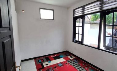 RUMAH KLASIK MODERN DI POTORONO BANGUNTAPAN BANTUL 3 KAMAR TIDUR