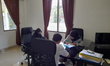 Ruang Kantor Lux Full Furnished