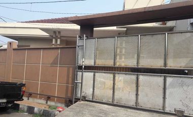 Jual Cepat Rumah Taman Kota Posisi Hook & Strategis Dekat Stasiun KRL