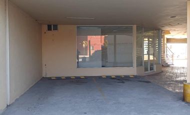 PLAZA COMERCIAL EN VENTA