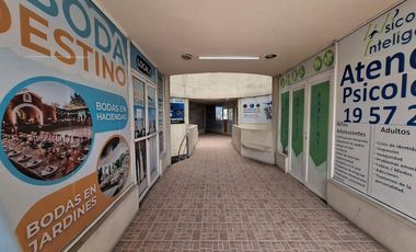 PLAZA COMERCIAL EN VENTA