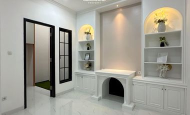 RUMAH BARU MODERN DALAM TOWNHOUSE DI AREA KOMERSIL PANCORAN TEBET