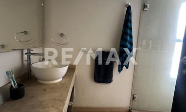 SANTA CRUZ ATOYAC, RENTO AMUEBLADO, FRENTE A PARROQUIA - (3)