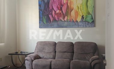 ¡SE VENDE HERMOSA CASA EN TIJUANA, COL. AEROPUERTO! - (3)