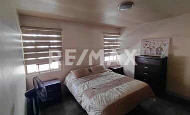 ¡SE VENDE HERMOSA CASA EN TIJUANA, COL. AEROPUERTO! - (3)