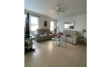 OPORTUNIDAD DE INVERSION CASA SEMI NUEVA EN VENTA MODERNA ZONA 3 DE MAYO