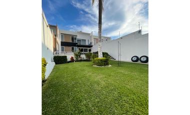 OPORTUNIDAD DE INVERSION CASA SEMI NUEVA EN VENTA MODERNA ZONA 3 DE MAYO