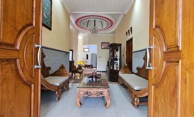 Dijual Rumah Tropis Asri & Mewah di Pusat Kota Tuban Jawa Timur