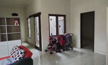 rumah bagus siap huni bebas banjir jalan lebar dekat 2 intu tol