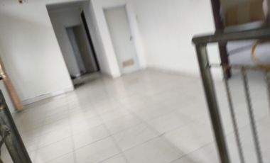 rumah bagus siap huni bebas banjir jalan lebar dekat 2 intu tol