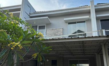 Rumah 2lt Fully furnish luas 72 Sudah Renovasi Cibubur Country Cikeas Cluster Favourite Harga murah