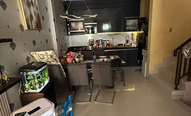 Rumah 2lt Fully furnish luas 72 Sudah Renovasi Cibubur Country Cikeas Cluster Favourite Harga murah