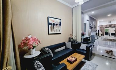 Rumah Mewah Luas Asri Ada Halaman & Taman di Tengah Kota Solo