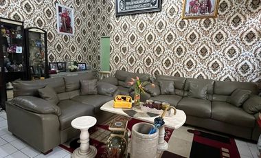 Rumah 2 Lantai di BTN Aura. Taeng, Pallangga, Gowa