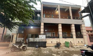 Rumah 2 Lantai di BTN Aura. Taeng, Pallangga, Gowa