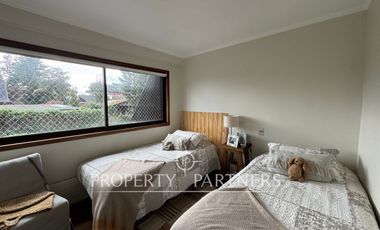 Gran casa ubicada en privilegiado sector de la ciudad