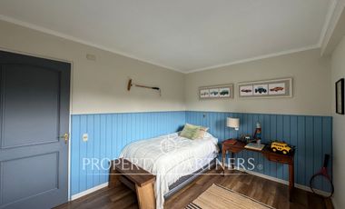 Gran casa ubicada en privilegiado sector de la ciudad