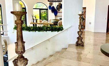 Casa en condominio en venta en Fracc. La Punta en Manzanillo.