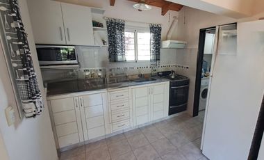 venta casa  4 ambientes 1 suite amplio parque Santa Rosa de Calamuchita