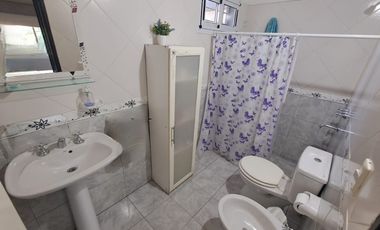 venta casa  4 ambientes 1 suite amplio parque Santa Rosa de Calamuchita