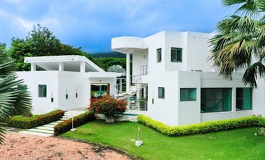 VENTA de CASAS en GIRARDOT